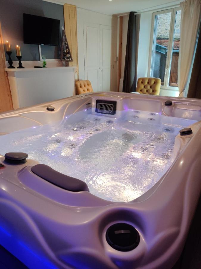 Suite Eden Avec Jacuzzi Prive ショーモン エクステリア 写真